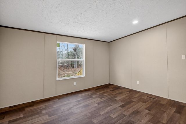 1665 Catalina Boulevard, North, SC 29112