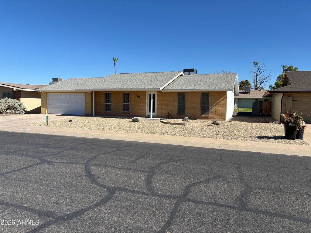 10024 W Denham Drive, Sun City, AZ 85351