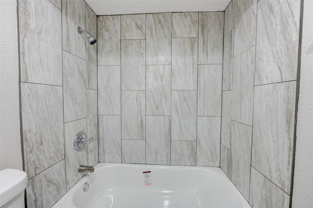 2315 Green Knoll Drive, Houston, TX 77067