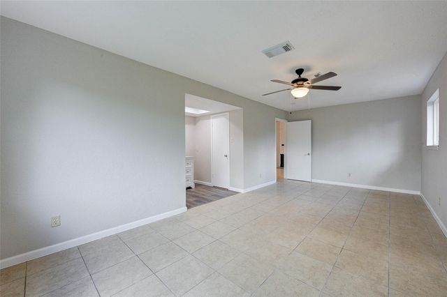 2315 Green Knoll Drive, Houston, TX 77067