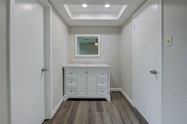 2315 Green Knoll Drive, Houston, TX 77067