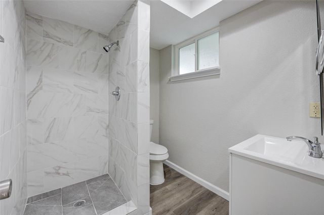 2315 Green Knoll Drive, Houston, TX 77067