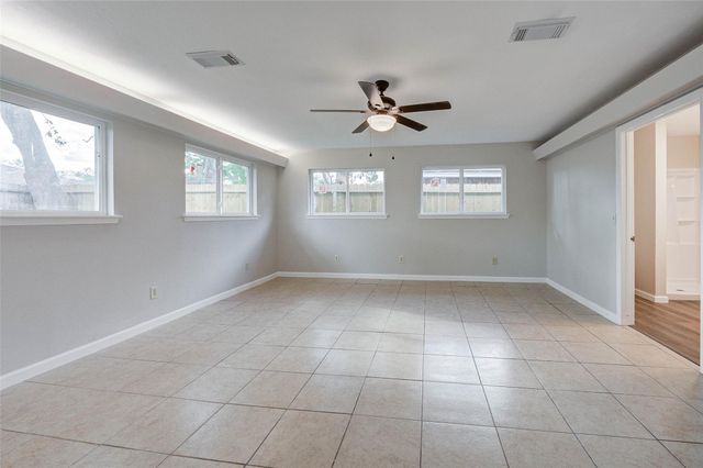 2315 Green Knoll Drive, Houston, TX 77067
