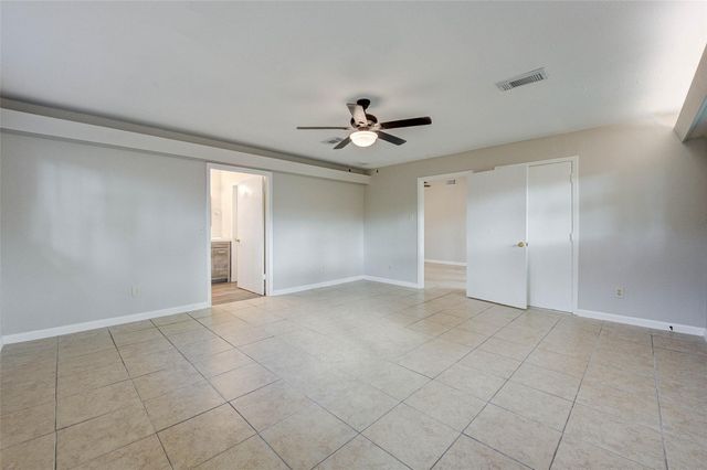 2315 Green Knoll Drive, Houston, TX 77067