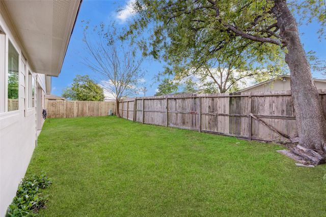2315 Green Knoll Drive, Houston, TX 77067