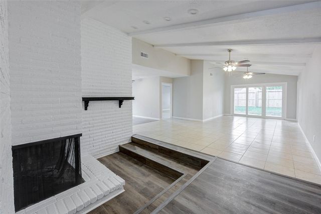 2315 Green Knoll Drive, Houston, TX 77067