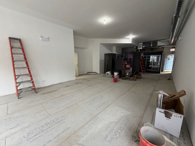 2155 W North Avenue, Chicago, IL 60647