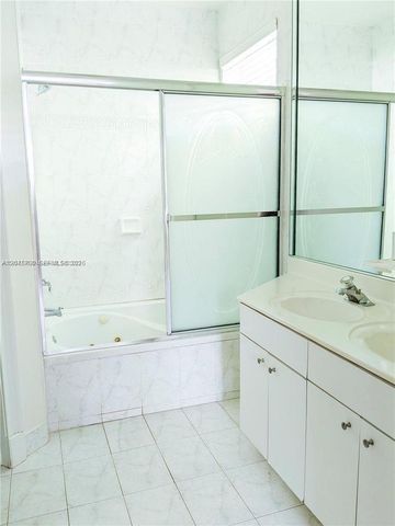 8853 SW 108th Pl, Miami, FL 33176
