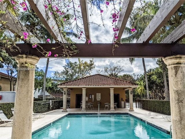 8853 SW 108th Pl, Miami, FL 33176