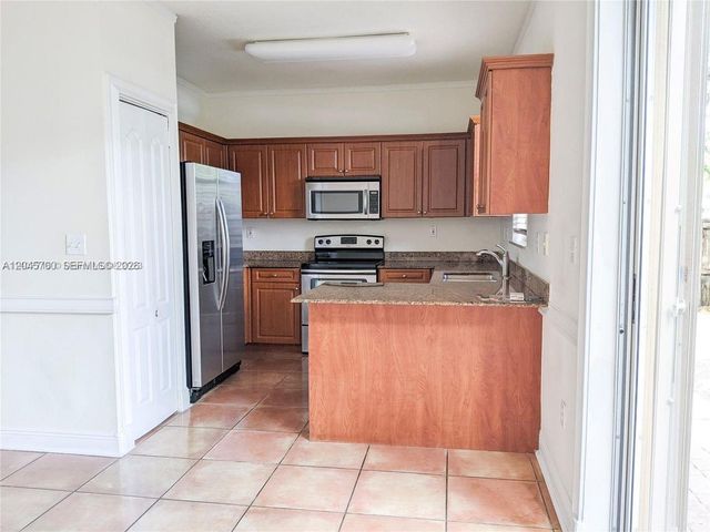 8853 SW 108th Pl, Miami, FL 33176