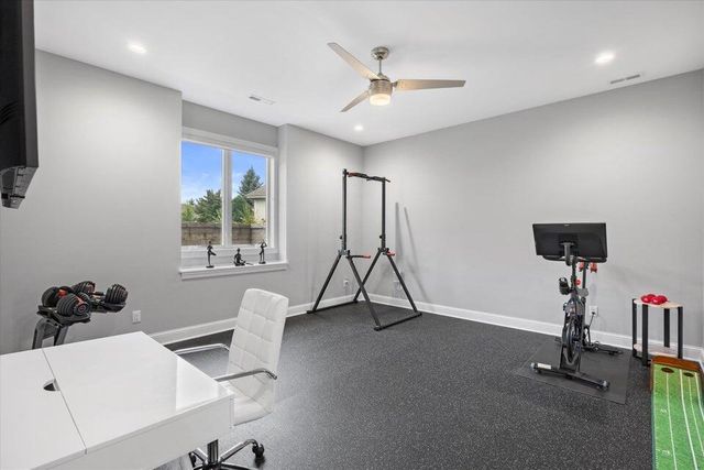 447 Dugan ROAD, Wales, WI 53183