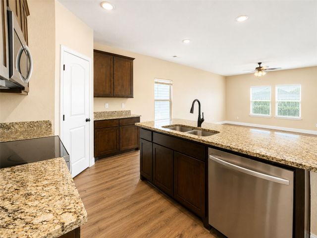 124 Canales Circle, Greenville, TX 75401