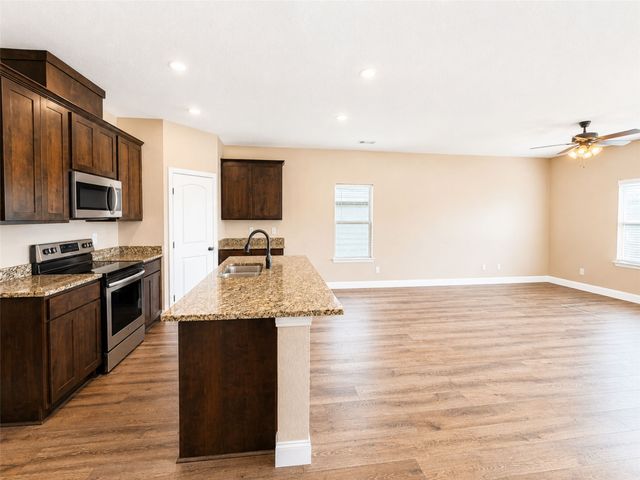 124 Canales Circle, Greenville, TX 75401