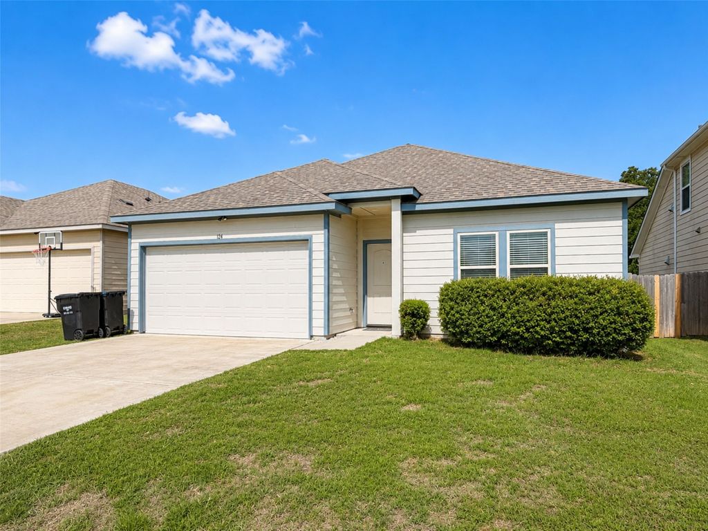 124 Canales Circle, Greenville, TX 75401