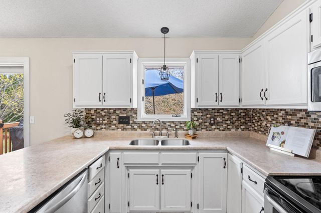 13058 Elgin Drive NW, Elk River, MN 55330