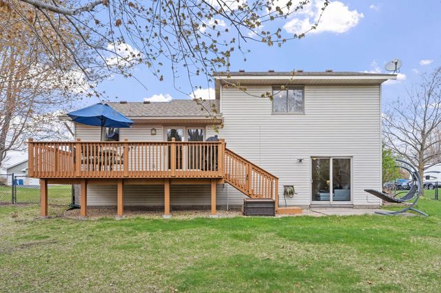 13058 Elgin Drive NW, Elk River, MN 55330