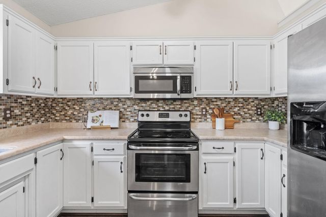 13058 Elgin Drive NW, Elk River, MN 55330
