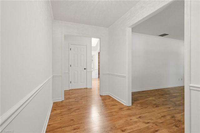 6905 Crandall Court, Clemmons, NC 27012