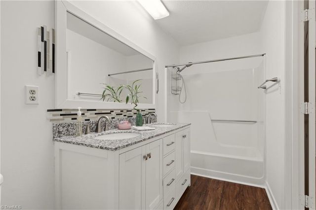 6905 Crandall Court, Clemmons, NC 27012