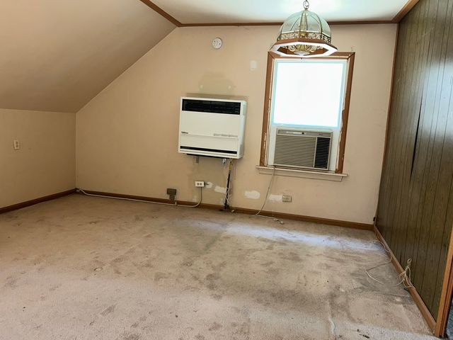 8906 S Hermitage Avenue, Chicago, IL 60620