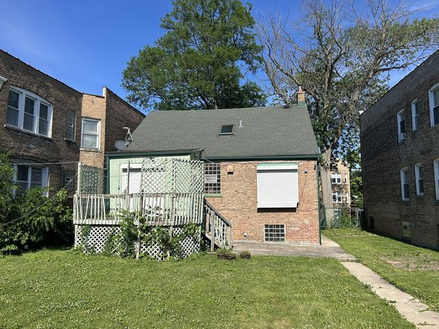 8906 S Hermitage Avenue, Chicago, IL 60620