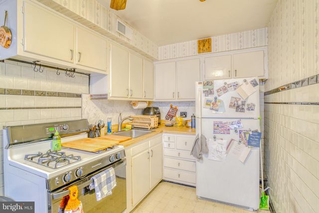 9014 WESLEYAN RD, Philadelphia, PA 19136