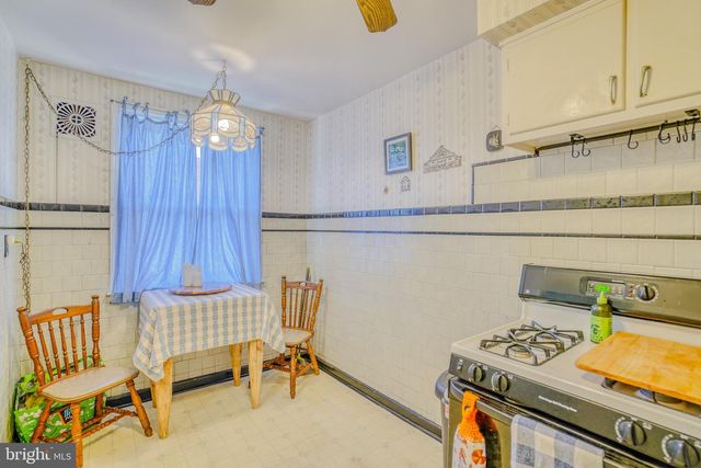 9014 WESLEYAN RD, Philadelphia, PA 19136