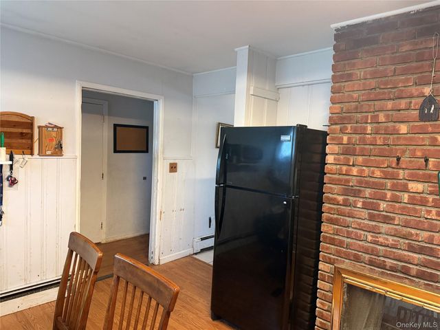 44 Mallard Road, Levittown, NY 11756