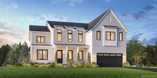 43 Sequoia Circle, Manhasset, NY 11030