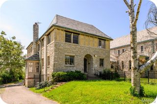 6304 Minnesota Avenue, St Louis, MO 63111