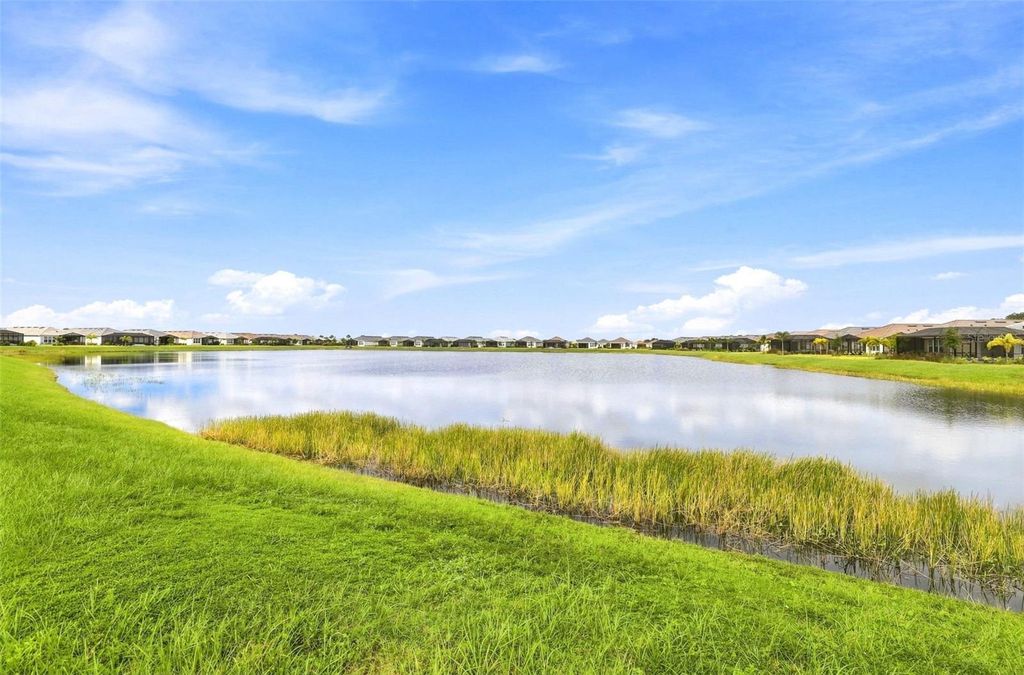 Image 28 of property listing at 3165 ALBA CIRCLE, Bradenton, FL 34211