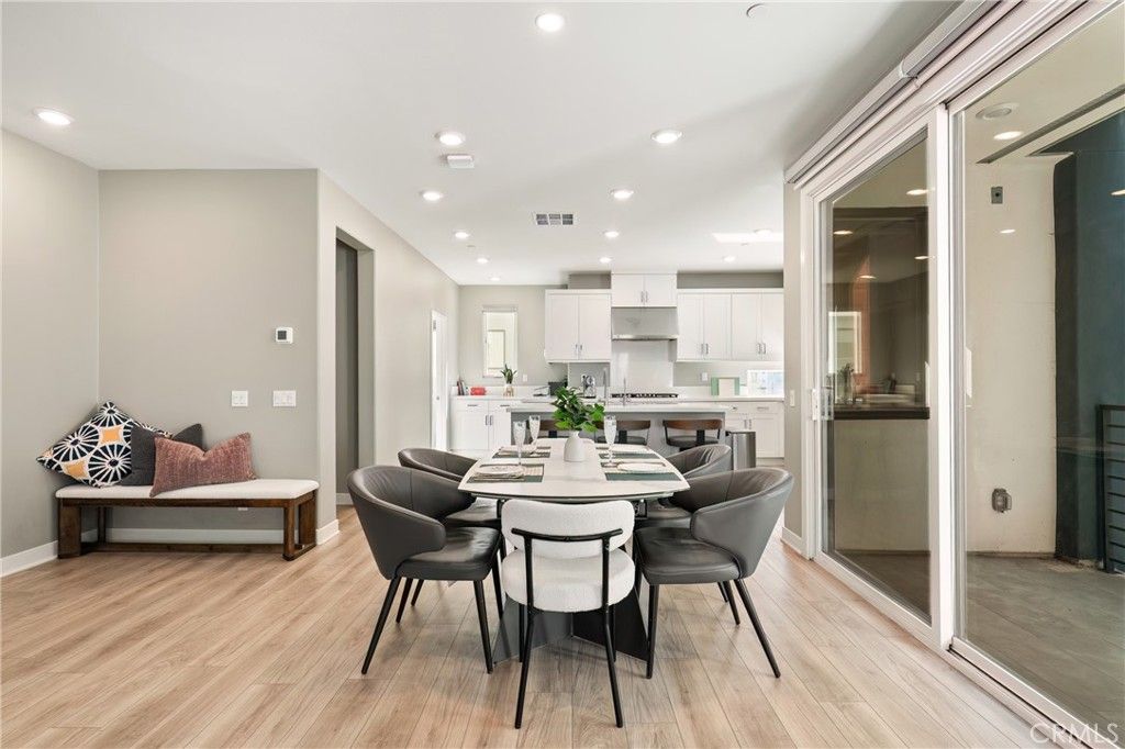 253 Waypoint, Tustin, CA 92782 — exterior