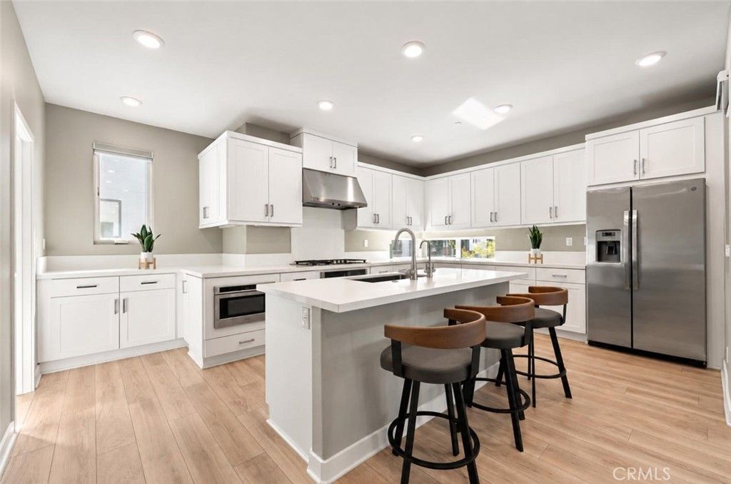 253 Waypoint, Tustin, CA 92782 — photo 4