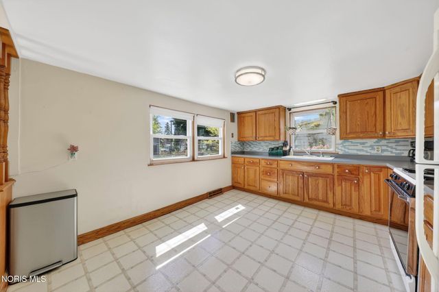 110 West Street, Swanton, OH 43558