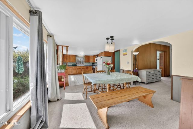 110 West Street, Swanton, OH 43558