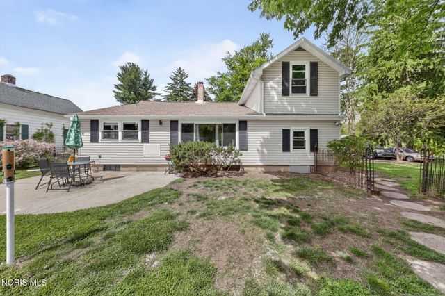 110 West Street, Swanton, OH 43558