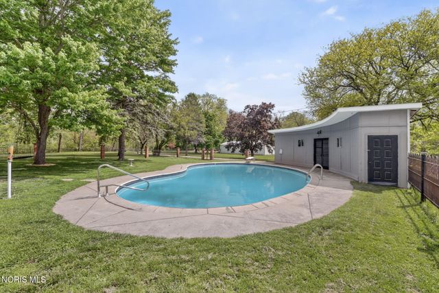 110 West Street, Swanton, OH 43558