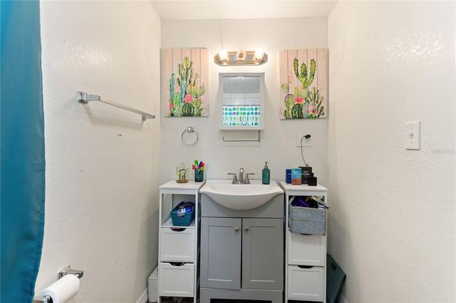 210 FLORIDA DRIVE, Auburndale, FL 33823