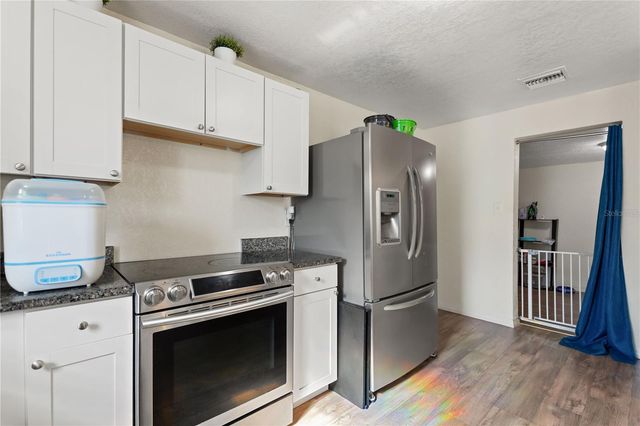 210 FLORIDA DRIVE, Auburndale, FL 33823