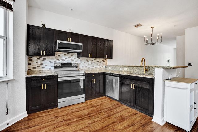 3911 Shoma Drive, Royal Palm Beach, FL 33414