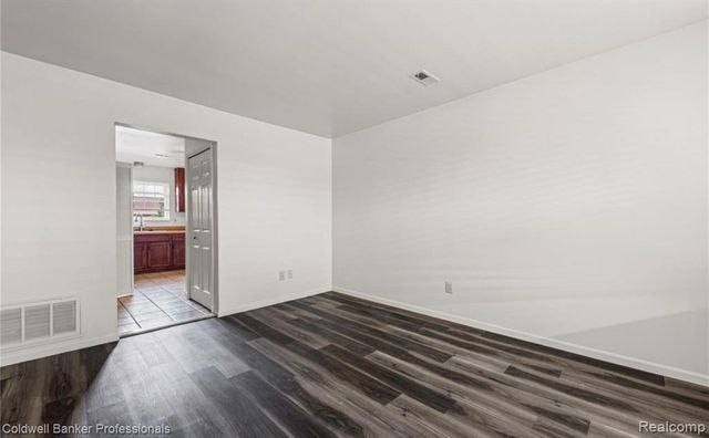 20887 Flora Street, Roseville, MI 48066