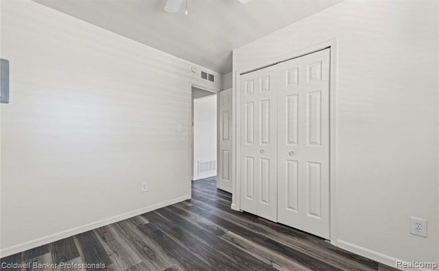 20887 Flora Street, Roseville, MI 48066