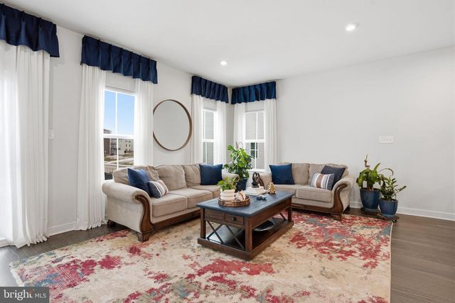 19 PRATT LN, Lawrence Twp, NJ 08648