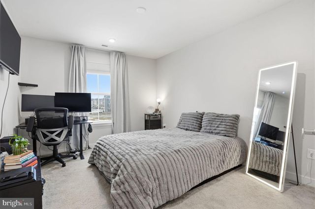 19 PRATT LN, Lawrence Twp, NJ 08648