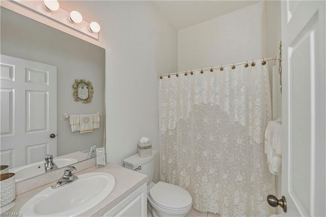 17716 Oakmont Ridge CIR, Fort Myers, FL 33967