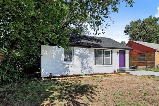 1937 N Piatt Ave, Wichita, KS 67214
