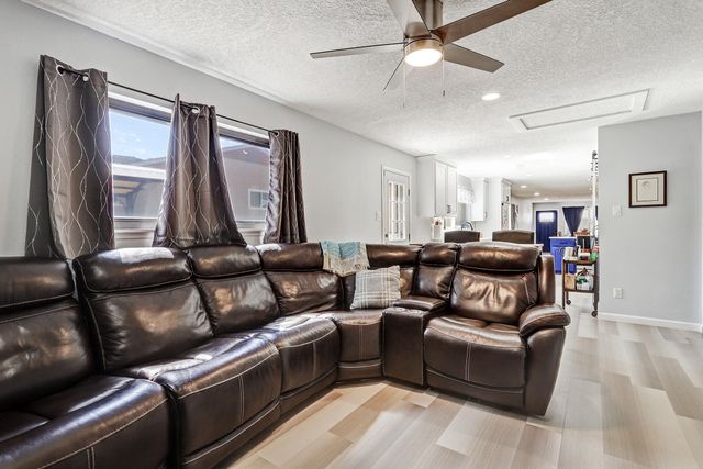 11913 Allison Court NE, Albuquerque, NM 87112