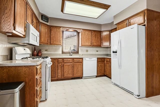 1007 Pearson Drive, Joliet, IL 60435