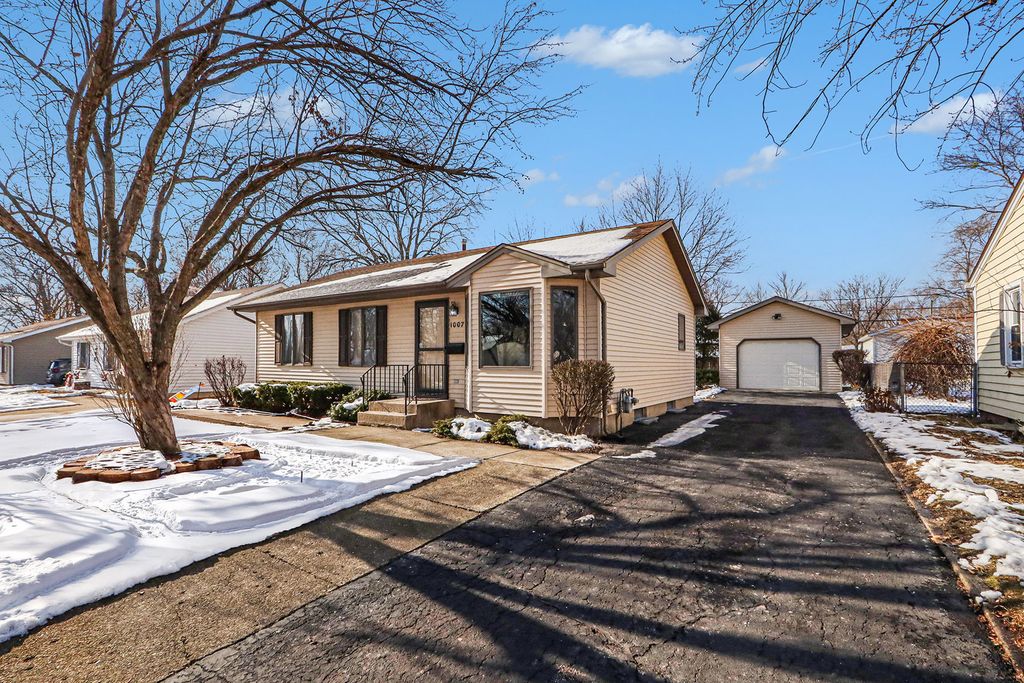 1007 Pearson Drive, Joliet, IL 60435