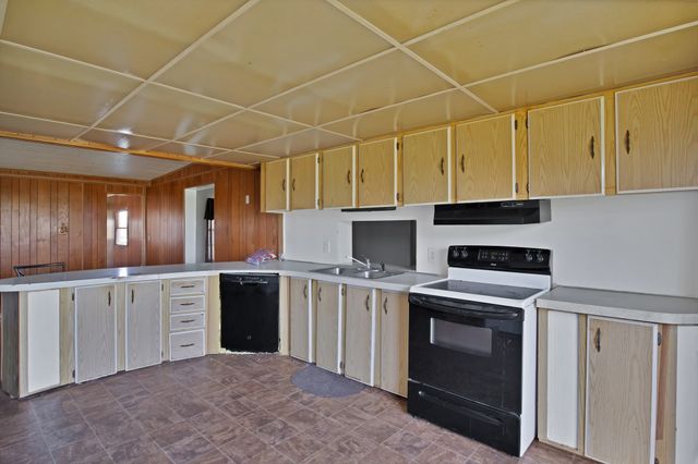 201 Fox Run Road, Cleburne, TX 76033